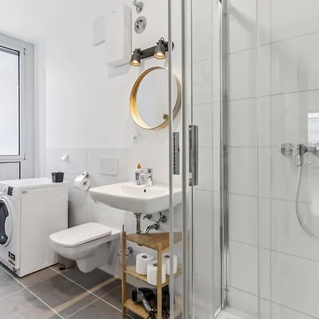 Lägenhet Urban Havn - 6 Mit Anbindung Fuer Bis Zu 34 Personen Dreieich