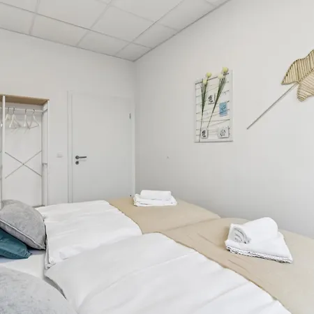 Apartament Urban Havn - 6 Mit Anbindung Fuer Bis Zu 34 Personen Dreieich