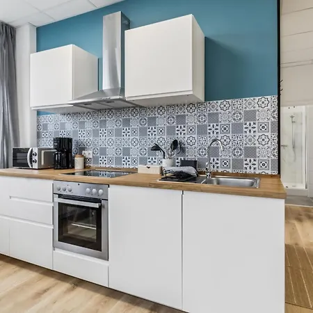 Urban Havn - 6 Mit Anbindung Fuer Bis Zu 34 Personen * Dreieich