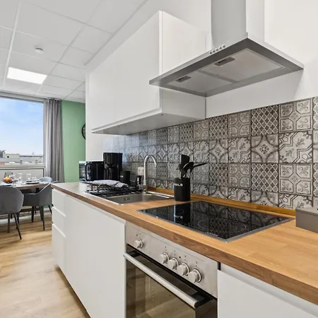 Urban Havn - 6 Mit Anbindung Fuer Bis Zu 34 Personen ドライアイヒ