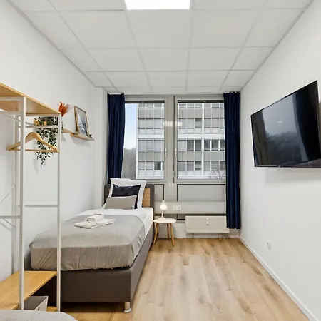 Urban Havn - 6 Mit Anbindung Fuer Bis Zu 34 Personen Apartamento Dreieich