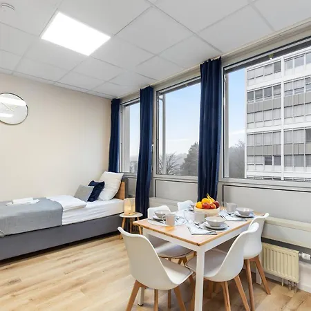 Urban Havn - 6 Mit Anbindung Fuer Bis Zu 34 Personen ドライアイヒ